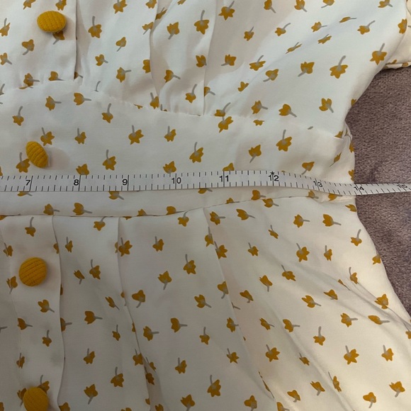 Teacup Flower Mini Dress - Picture 3 of 9